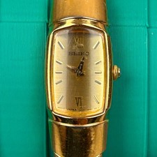 Seiko Ladies Gold Tone Vintage Watch 2Z20-0AB0 Roman Numeral Analog Quartz