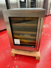 24” Subzero Wine Storage With S/S Panel & Handle DEU2450WL (New Showroom Model)