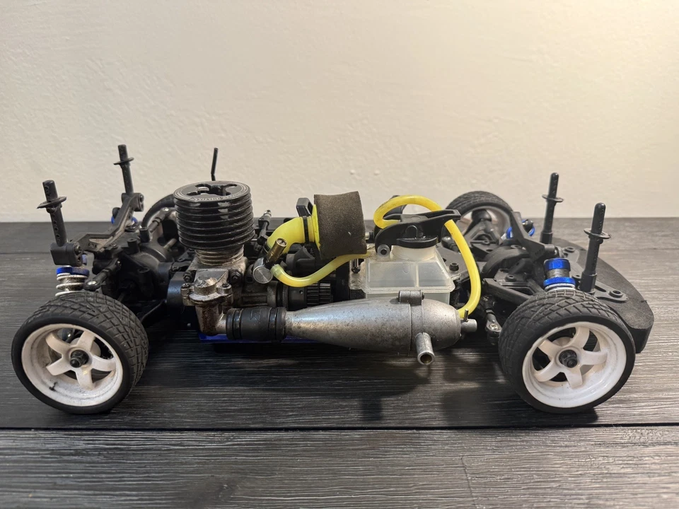 KYOSHO escala 1:10 SUBARU IMPREZA WRC 2006 GP 4x4 FW-06 con motor KE15SP .15 Foto 3 de 4