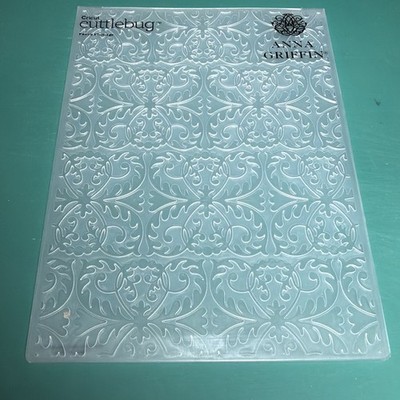 Cricut Cuttlebug Embossing Folder - Fancy Plumage