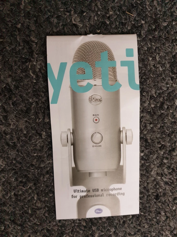 Yeti Blackout Ultimate USB Microphone for Professional Recording Used Once only - Image 2 of 4