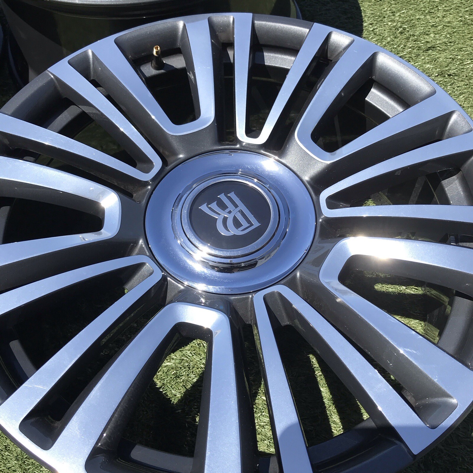 21 ROLLS ROYCE RIMS OEM STOCK GHOST TWO TONE GREY POLISHED PERFECT SET 2024