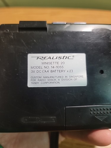 Realistic Minisette-20 Voice Actuated Cassette Tape Recorder Model 14-1055 - Picture 9 of 16