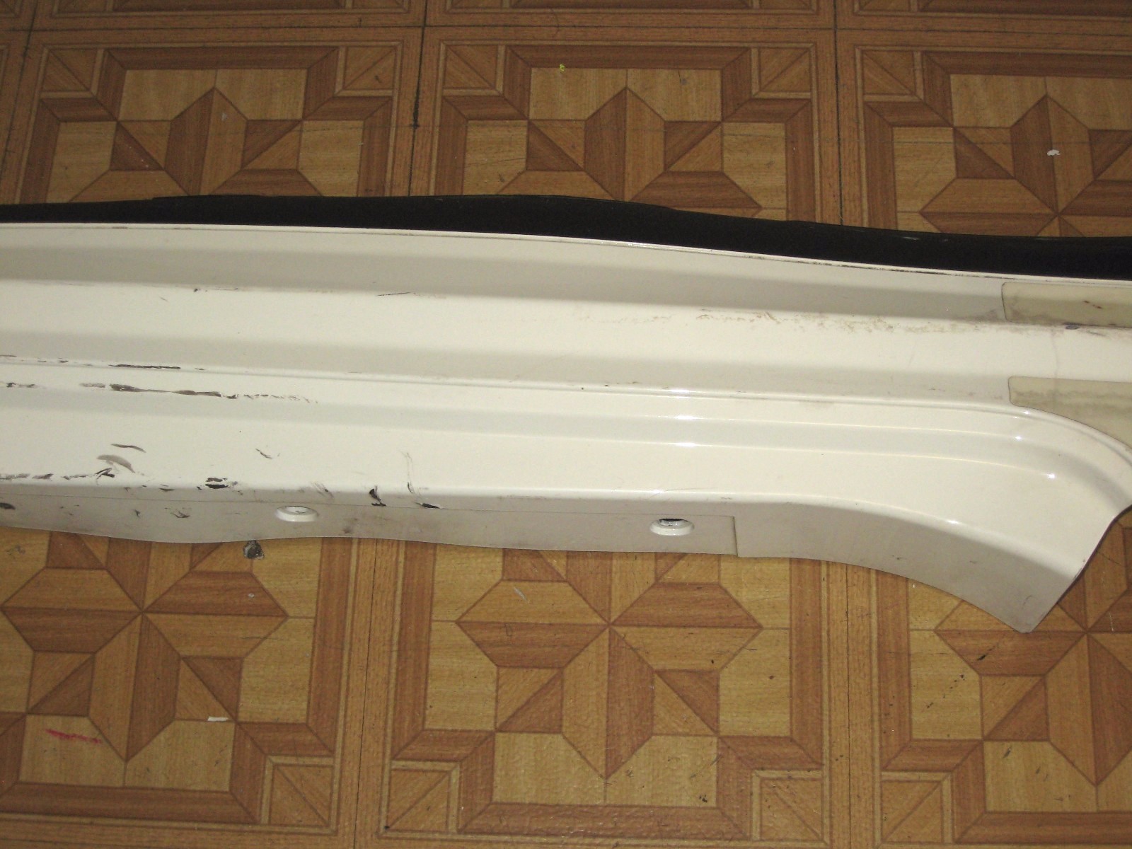 2008-2012 Maserati GranTurismo Gran Turismo RIGHT SKIRT ROCKER PANEL MOLDING OEM