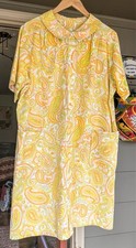 Vintage 1960s Mod Cotton House Dress 48  Bust /38 length