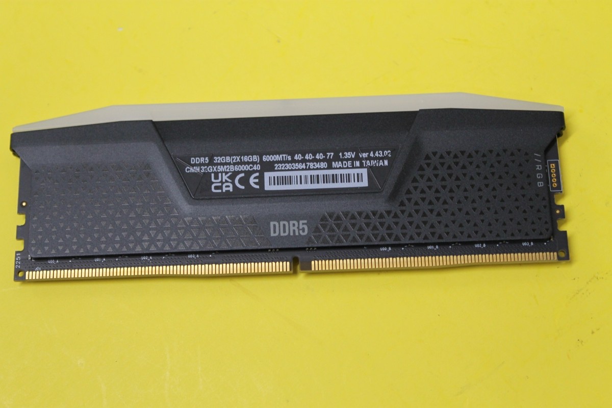 Buy CORSAIR VENGEANCE RGB 32GB (2 x 16GB) PC5-48000 (DDR5