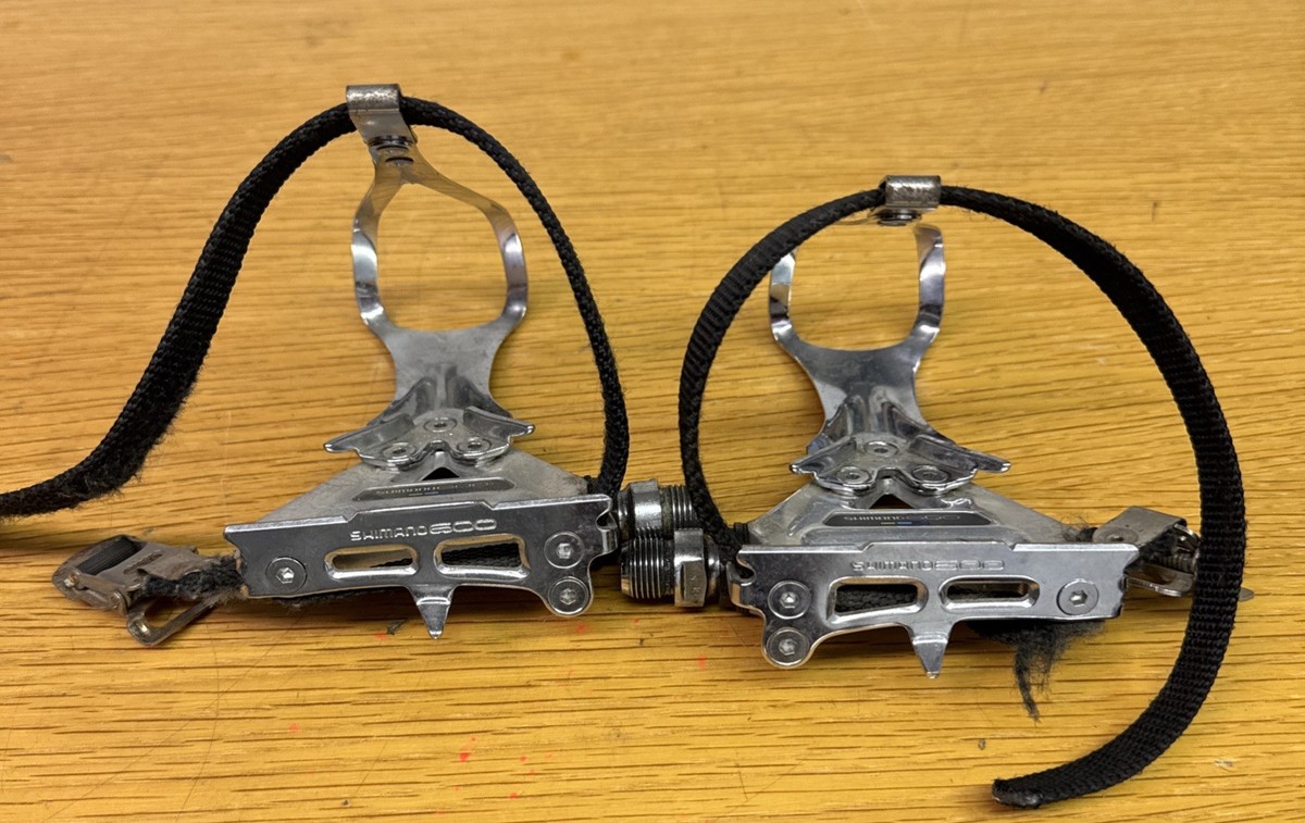 Vintage Shimano 600 Road Pedals w/ Toe Clips & Straps – Classic