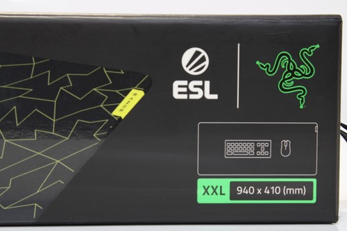 Razer RZ01-0358 Viper 8K HZ 2nd Gen Mouse And Gigantus V2 Gaming Mouse Mat XXL - Picture 9 of 15