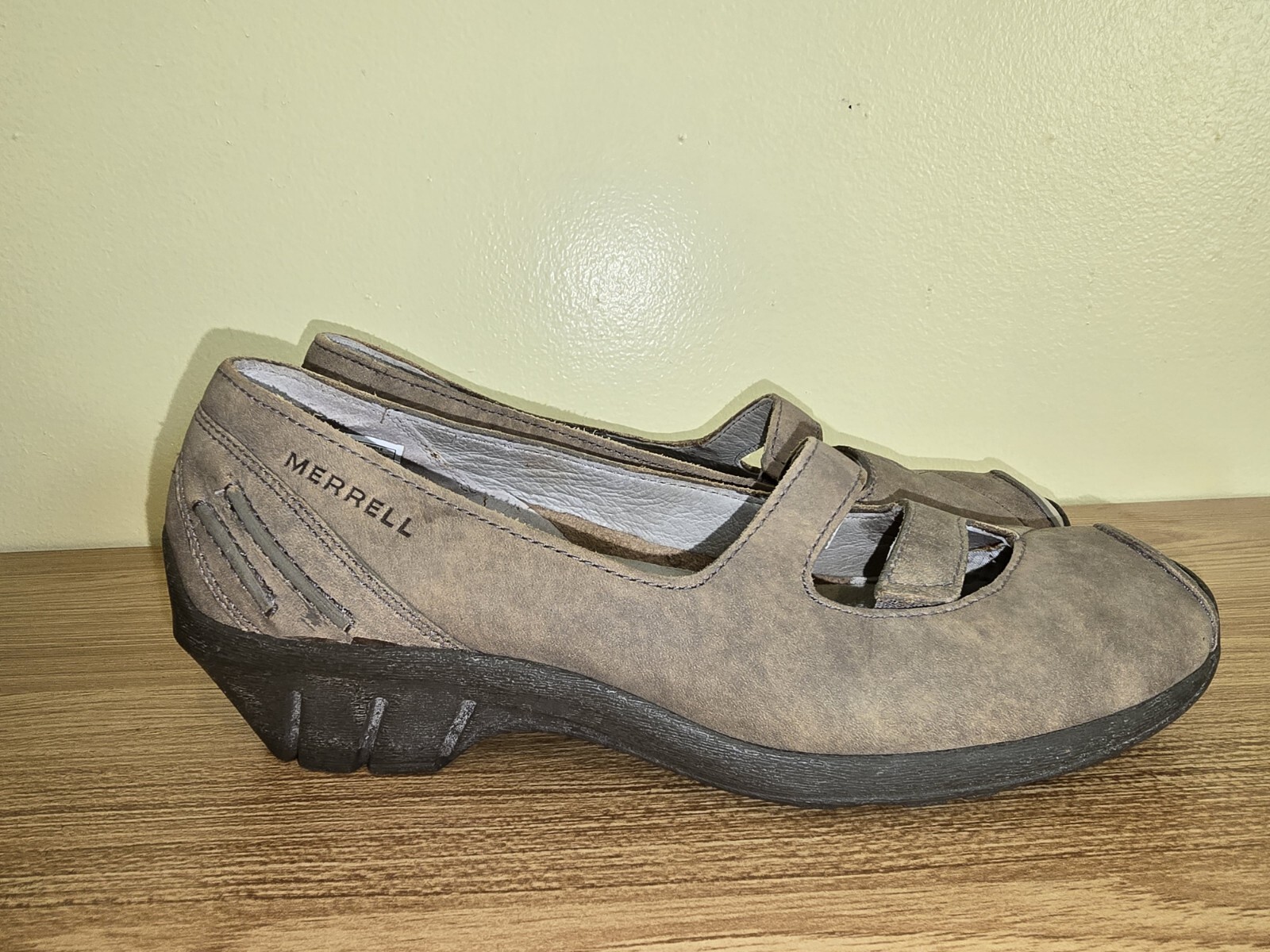 Merrell Gabriella Brindle Slip On Womens Size 7.5 Beige Comfort Shoes
