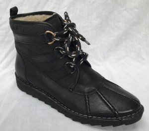 clarks ladies black leather ankle boots