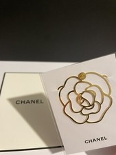 Chanel Beauty VIP BEAUTY GIFT Metal Gold Tone Small Camellia Bookmark New