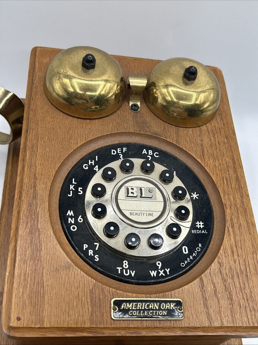 Vintage Wooden Box Wall Hanging Phone American Oak Collection HAC