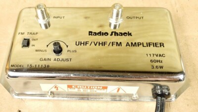 Radio Shack 20dB Signal Amplifier UHF VHF FM 15-1113B Archer 117 VAC ...