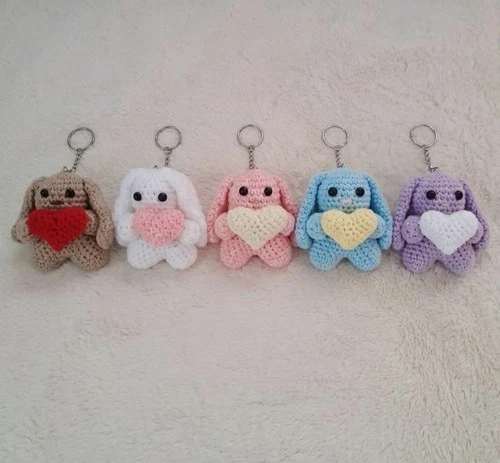 Handmade Crochet Bunny Keychain with Heart – Cute Amigurumi Rabbit Key Ring Gift