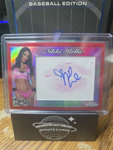 Nikki Bella 2015 Topps Chrome WWE Autographs card
