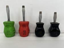 Snap On Flat Tip Stubby Hard Handle Straightslotted Screwdriver Lot. 4 Total