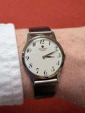 Universal Genève Manual Wind Arabic Dial Vintage Men's Watch (Ref. 842101)