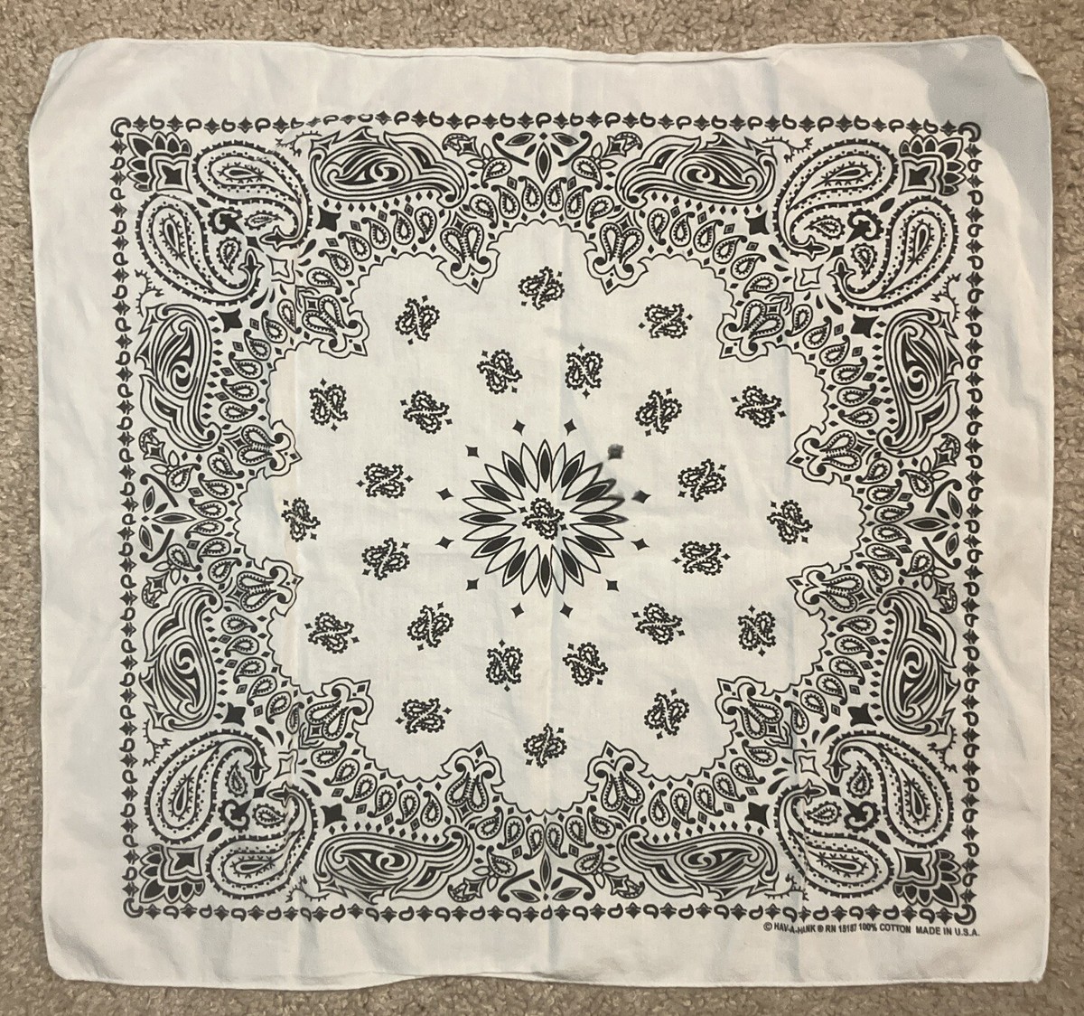 Hav-A-Hank 100% Cotton White Paisley Bandanna RN 15187 Made