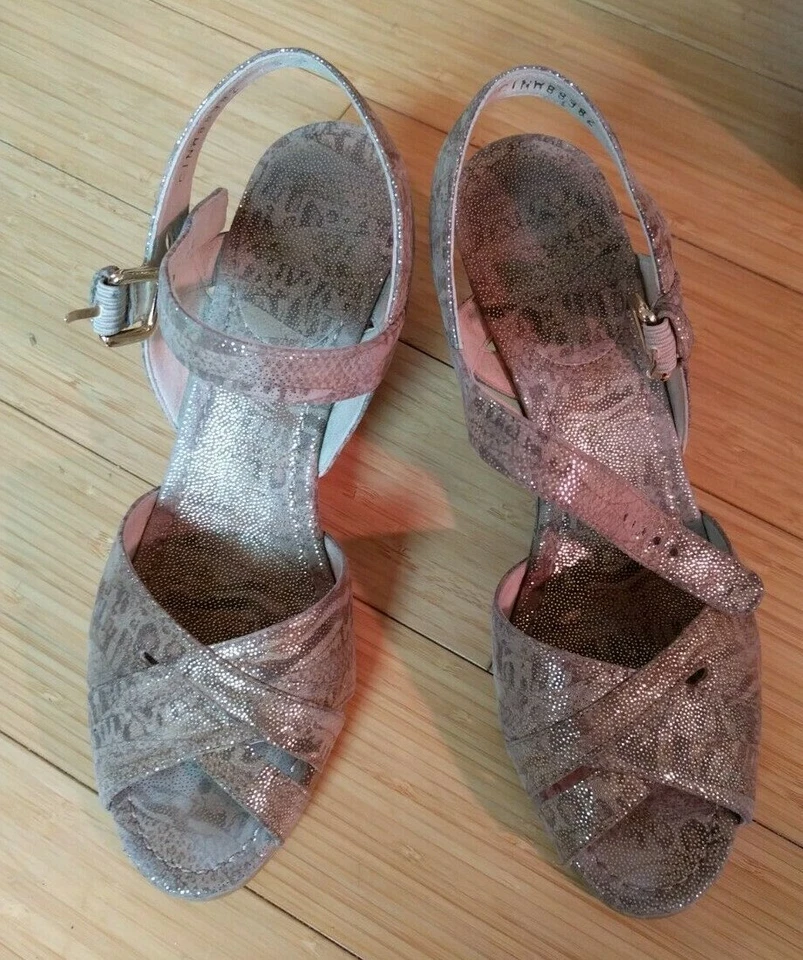 Stuart Weitzman Halley Tan Nairobi Patch Sz8 Sandals Shoes Gold Metallic Leather - Image 3 of 4