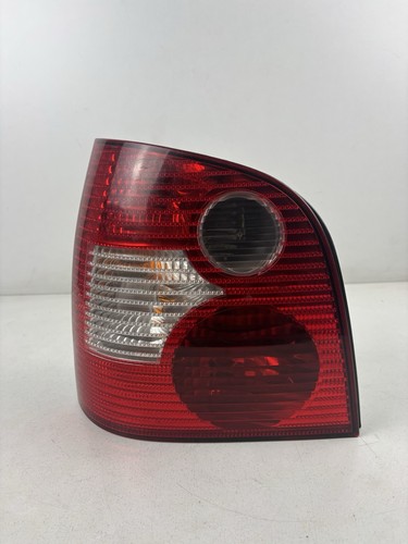 VW Polo IV Heckleuchte links 6Q6945095B 2910457