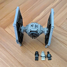 LEGO Star Wars TIE Fighter Raumschiff Set mit...