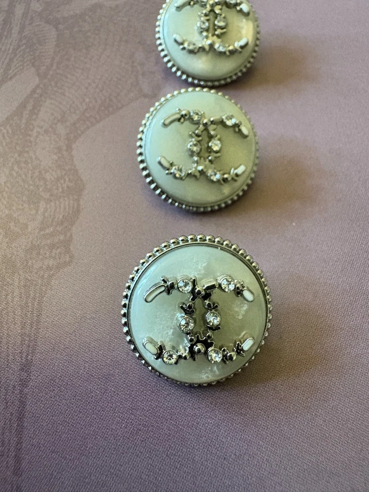 3 CHANEL Silver White Pearlescent CC Logo Buttons 18mm - Image 2 of 4