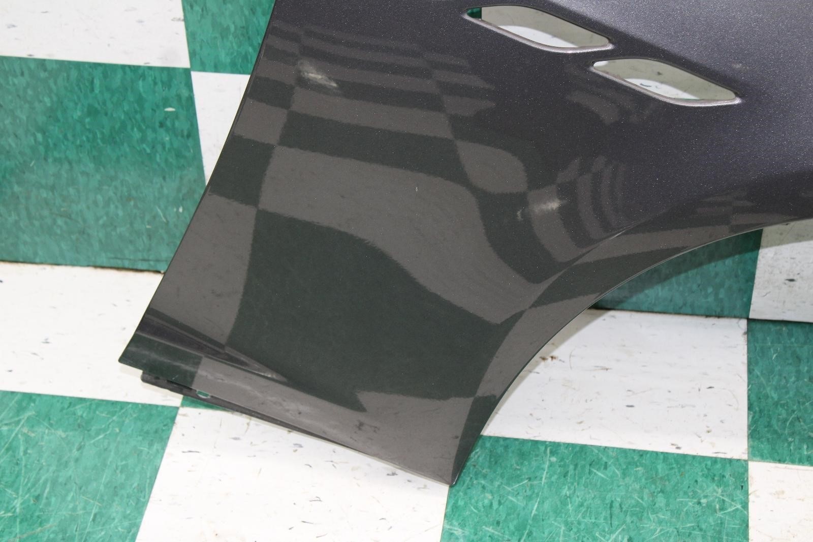 Maserati Ghibli 2014-2017 Front Right Fender Gray