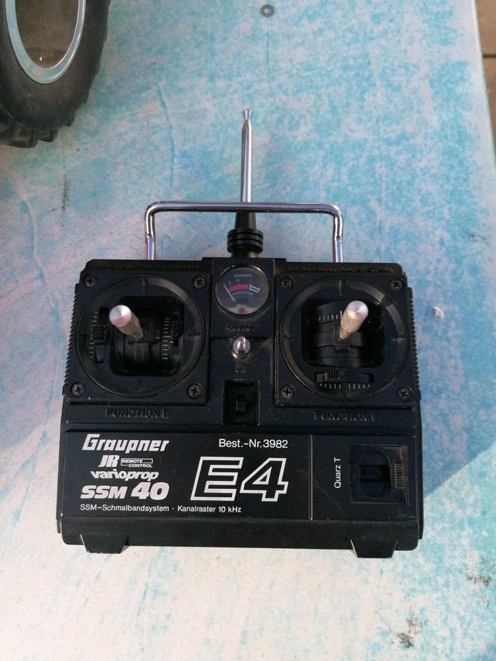 Tamiya Monster Beetle 90er 1:10 Monstertruck RC Ferngesteuert - Bild 2 von 4