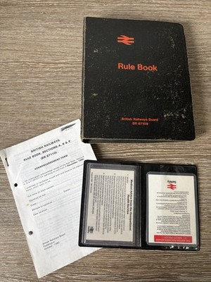 British Railways Board Rule Book 1980s/1990s BR 87109 Binder And Safety Card