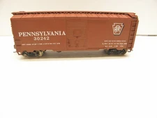ACCURAIL 40' STEEL S/DOOR BOXCAR PENNSYLVANIA  #30242 ~ HO SCALE