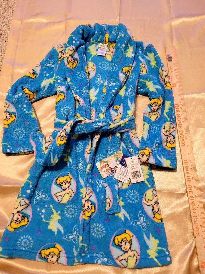 Albornoz polar azul mariposa hadas Tinkerbell Disney, talla 7/8 tiene agujero pequeño  Foto 2 de 4