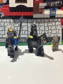 Lego 6093 Flying Ninja&rsquo;s fortress Japan castle incomplete