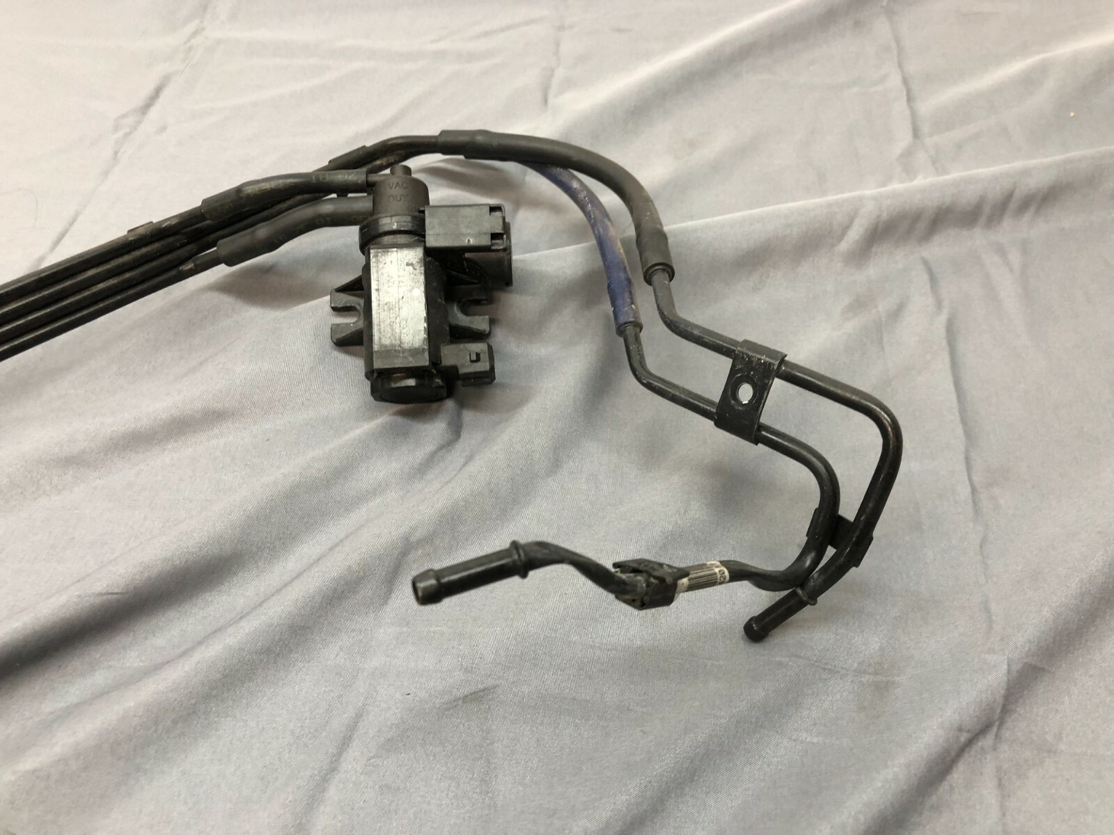 FERRARI 488 GTB TURBOCHARGING SYSTEM RIGID PIPE SOLENOID VALVE OEM 319332 316062