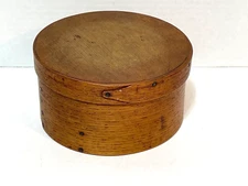 ANTIQUE 19TH C.BENTWOOD PANTRY BOX WITH ONE-FINGER LID