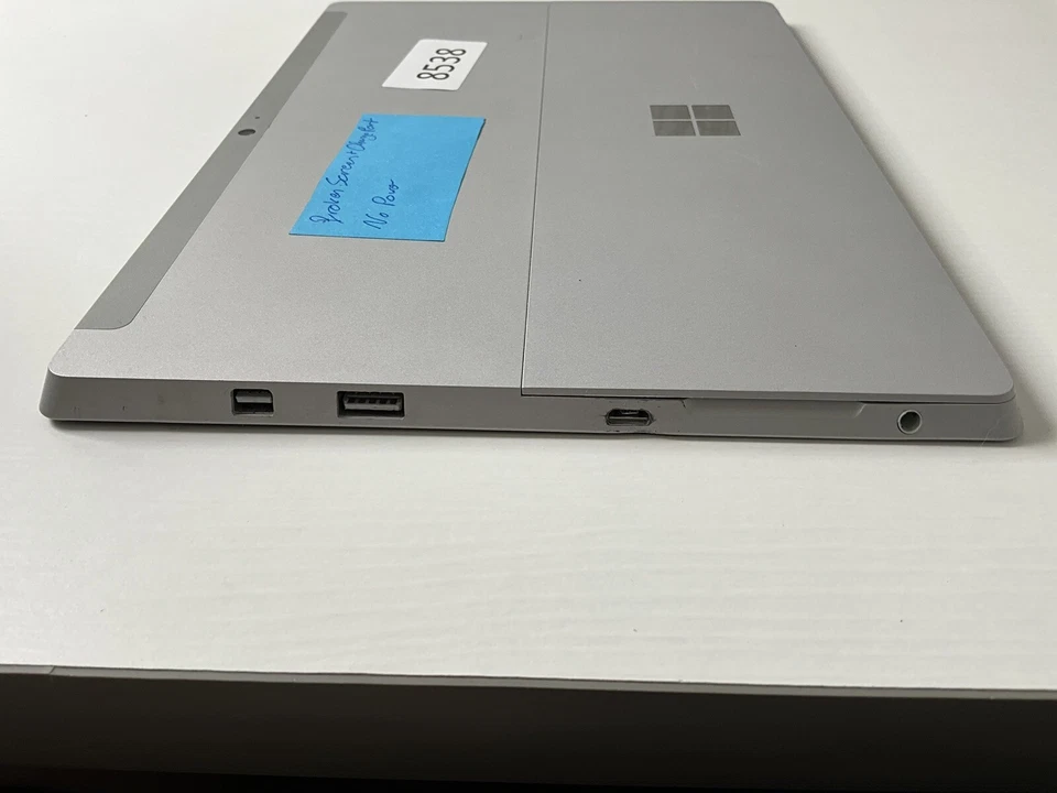 Microsoft Surface 3 3 128GB, Wi-Fi, 10.8in - Silver - CRACKED - READ - Image 4 of 4