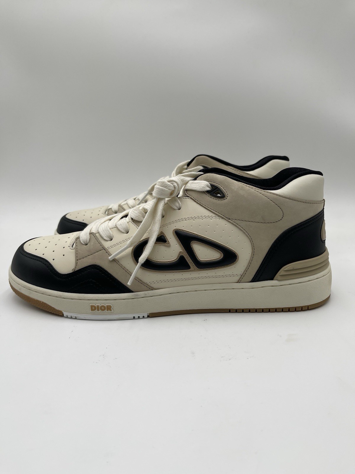 Christian Dior B57 mid-top sneakers in a cream and black Size 45 image 3