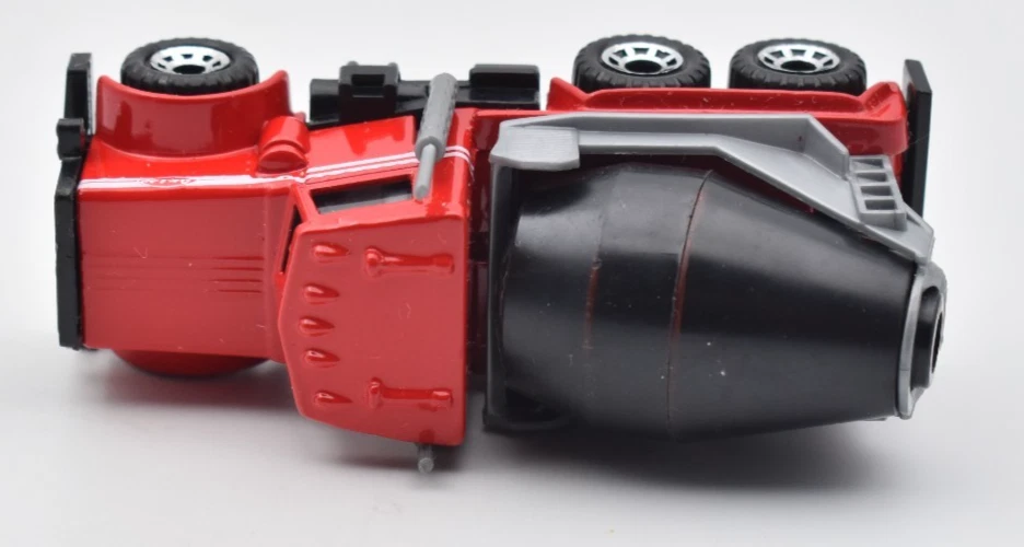 Matchbox Superfast #19 Peterbilt Cement Truck rot Zement Mixer. Made in China - Bild 3 von 4