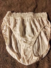 Vintage Bestform Hicut "Bright Stripes" Panties Wide Lace Silky Soft Sz.8