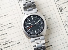 Sinn 240 Day Date St H-Link Bracelet Men's Automatic Dive Watch Steel Black Dial 10