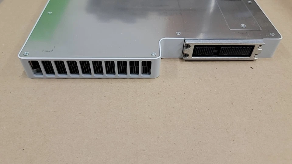 Cartucho de computadora Microsoft Surface Hub 2S 1844 i5-8350u 8GB RAM 128GB SSD-Leer Foto 3 de 3