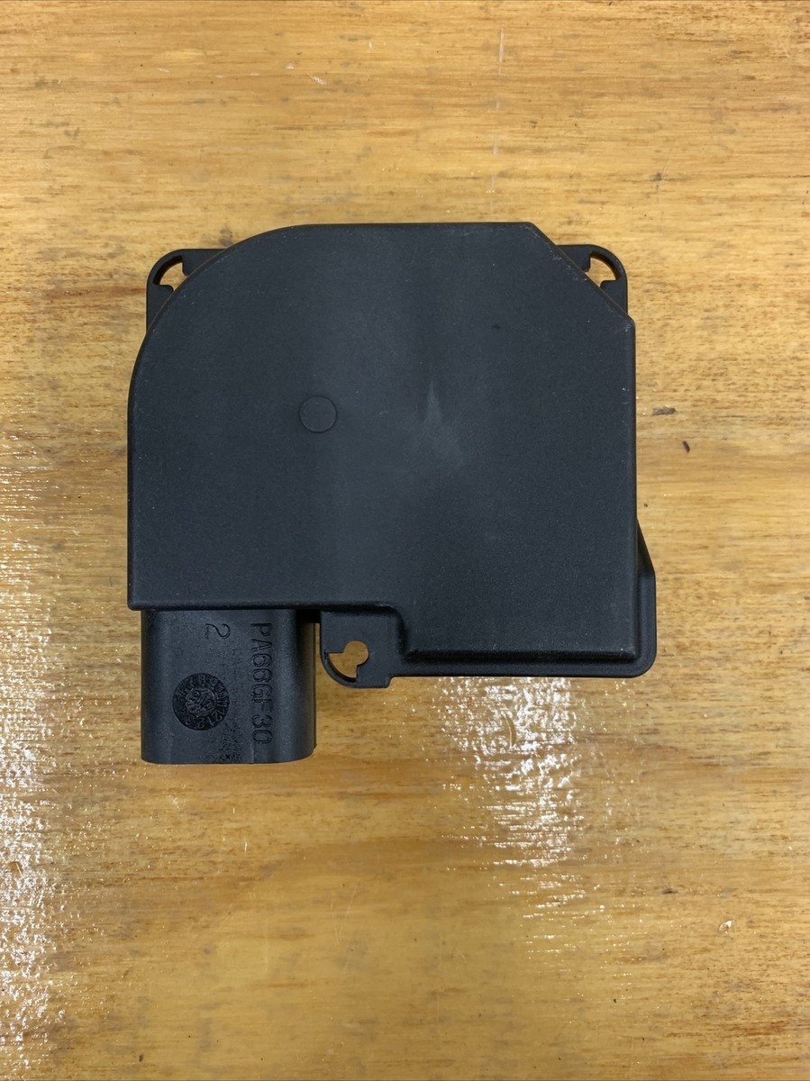 NEW GENUINE GM GENERAL MOTORS WINDSHIELD WIPER MOTOR COVER OEM  