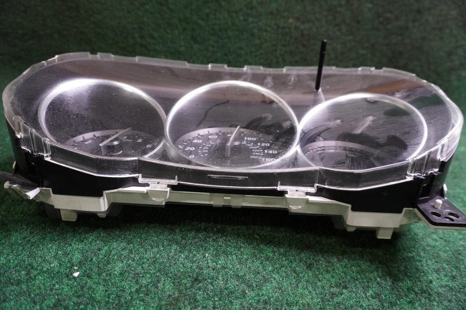 Velocímetro Mazda CX5 2014 OEM 346733767 126.879 millas Foto 2 de 4