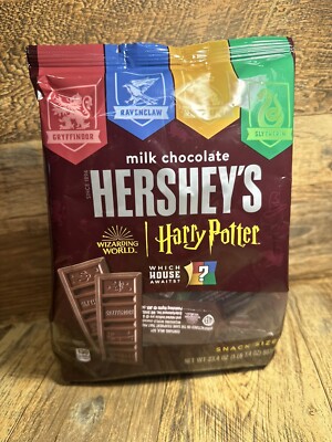 NEW Harry Potter   ͛ Snack Size Hershey Bars  Which House Awaits    23.4oz Bag