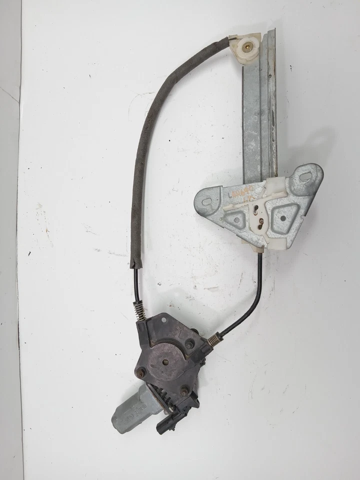 2001-2006 DODGE STRATUS ЗАДНИЙ ЛЕВЫЙ БОКОВОЙ СТЕКЛОПОДЪЕМНИК OEM, 135-01856 - Изображение 4 из 4