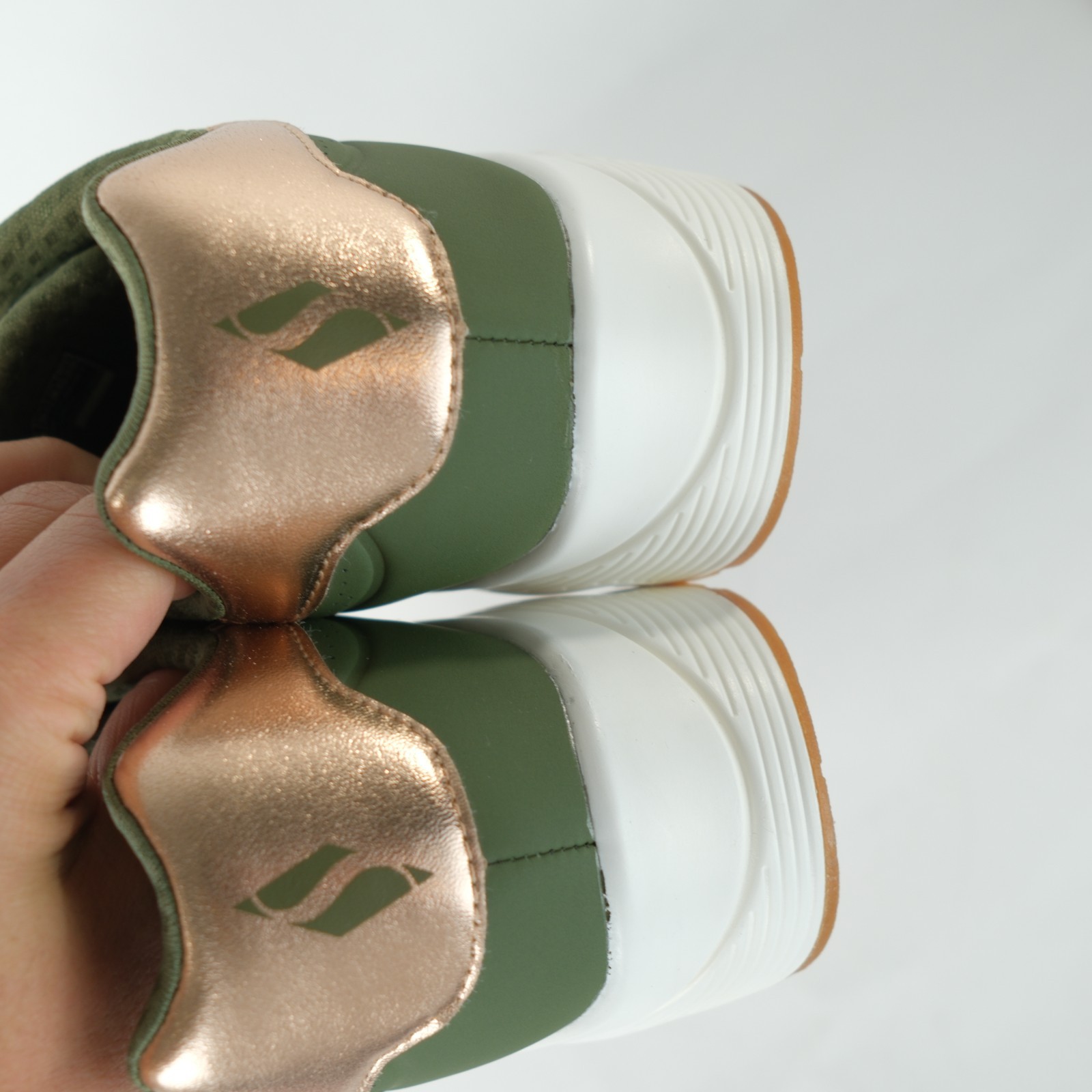 Skechers Uno Shimmer Away Olive Gold Metallic Lace Up Sneaker Size 9.5