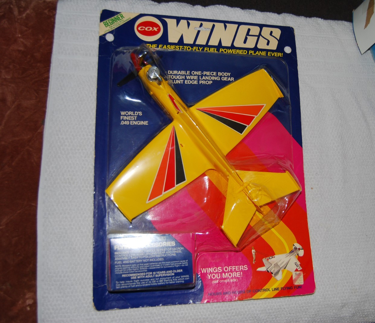 COX WINGS Vintage Gas Powered Airplane. Factory Sealed NEW Circa 1977