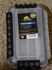 NWT Plano 3400 WATERPROOF FISHING TACKLE BOX 0-Ring Seal