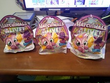 New Sealed 3 HATCHIMALS ALIVE Neon Rainbow Hatching Eggs
