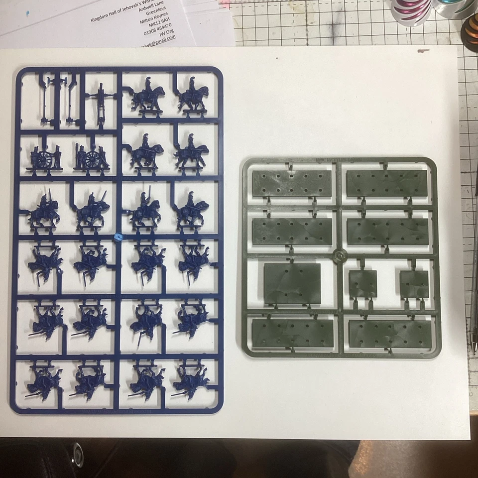 French Heavy Cavalry Sprue & bases; Black Powder Epic Waterloo - Warlord Games