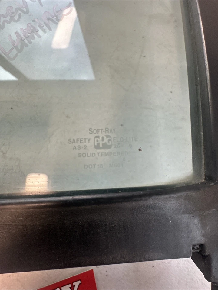 Chevy Lumina 2000 cuarto trasero cristal diestro 10283742 Foto 3 de 4